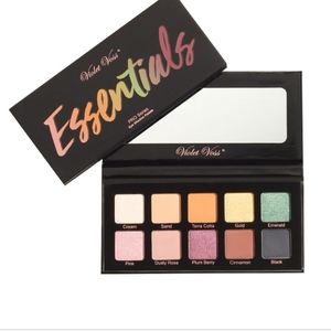 Violet Voss Essentials Eyeshadow palette